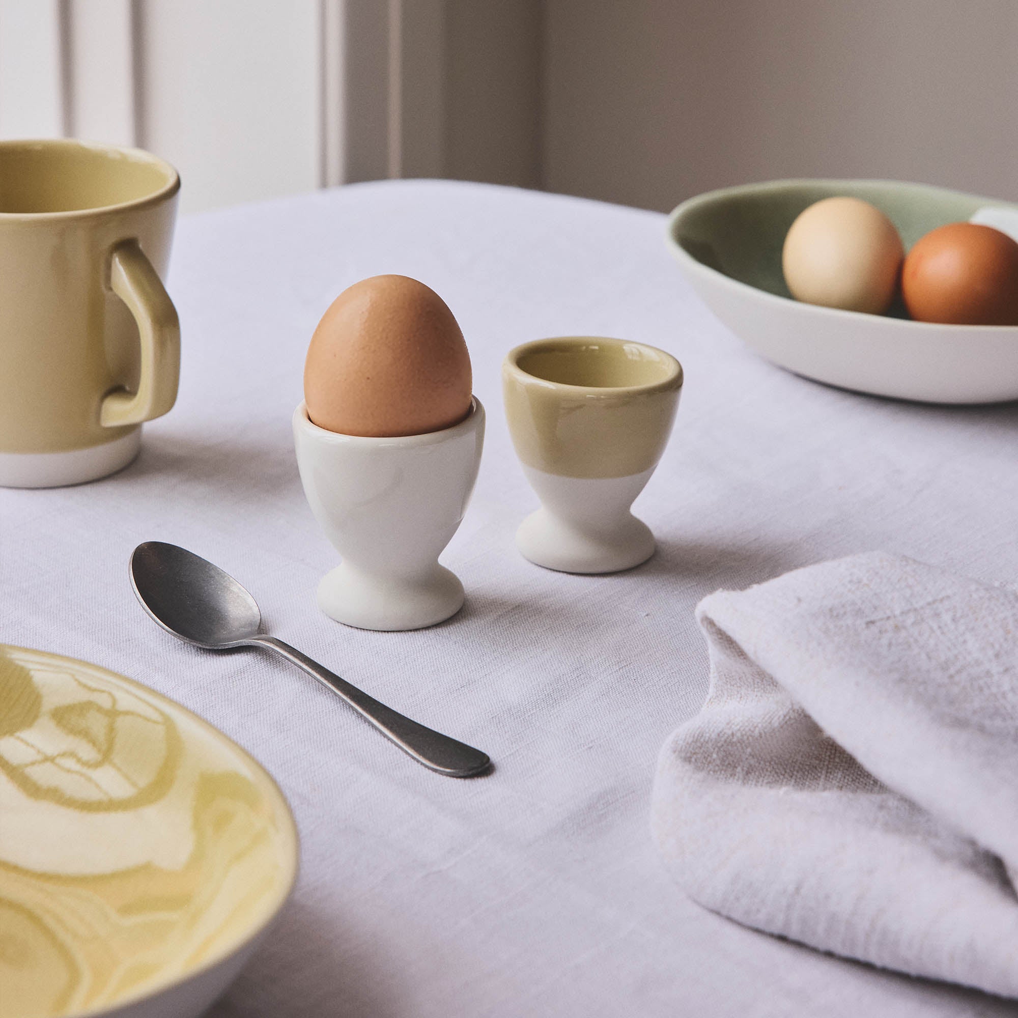 Cantine Egg Cup in Vert Argile