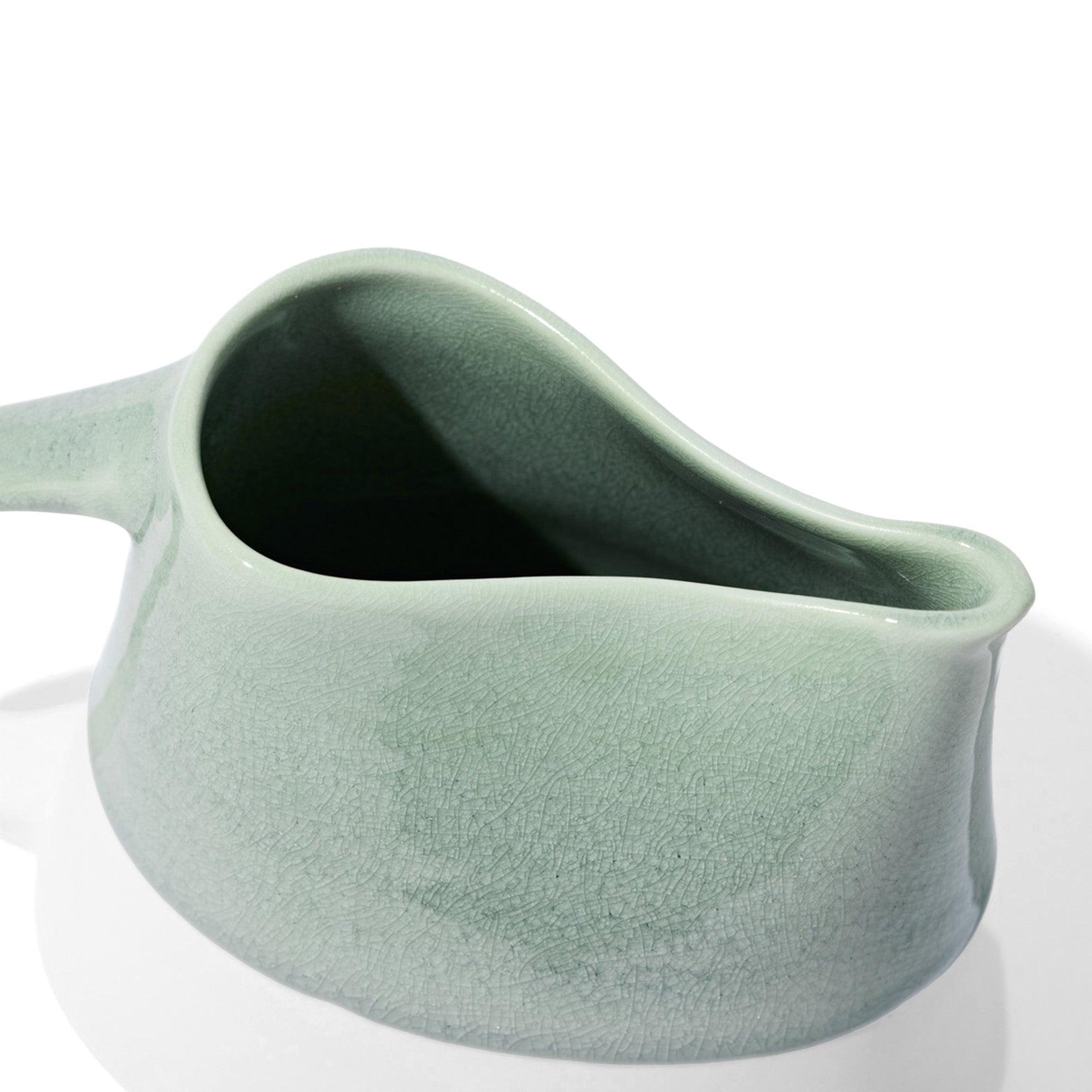 Maguelone Pitcher in Cachemire