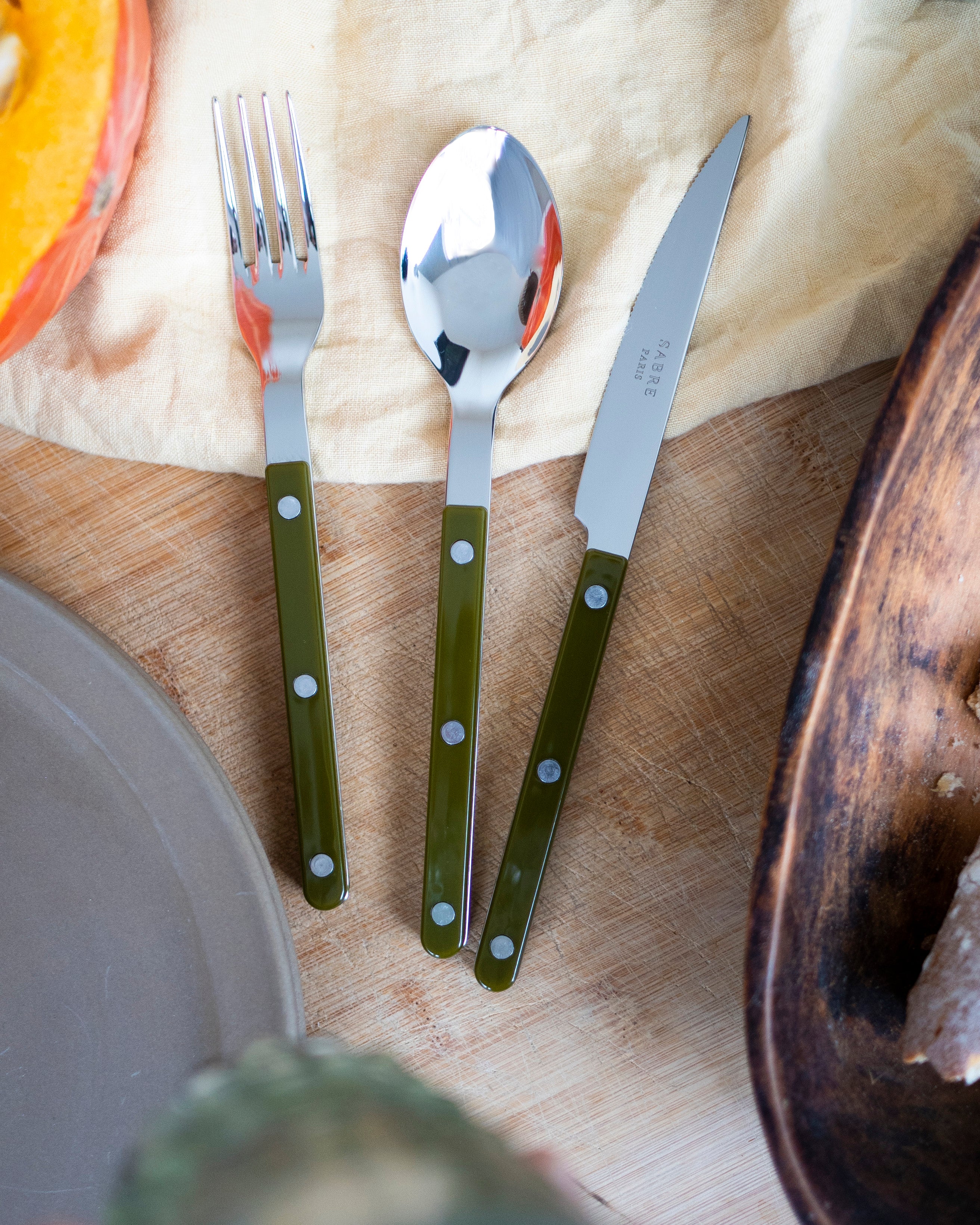 Bistrot Solid 4 Piece Cutlery Set in Green Fern