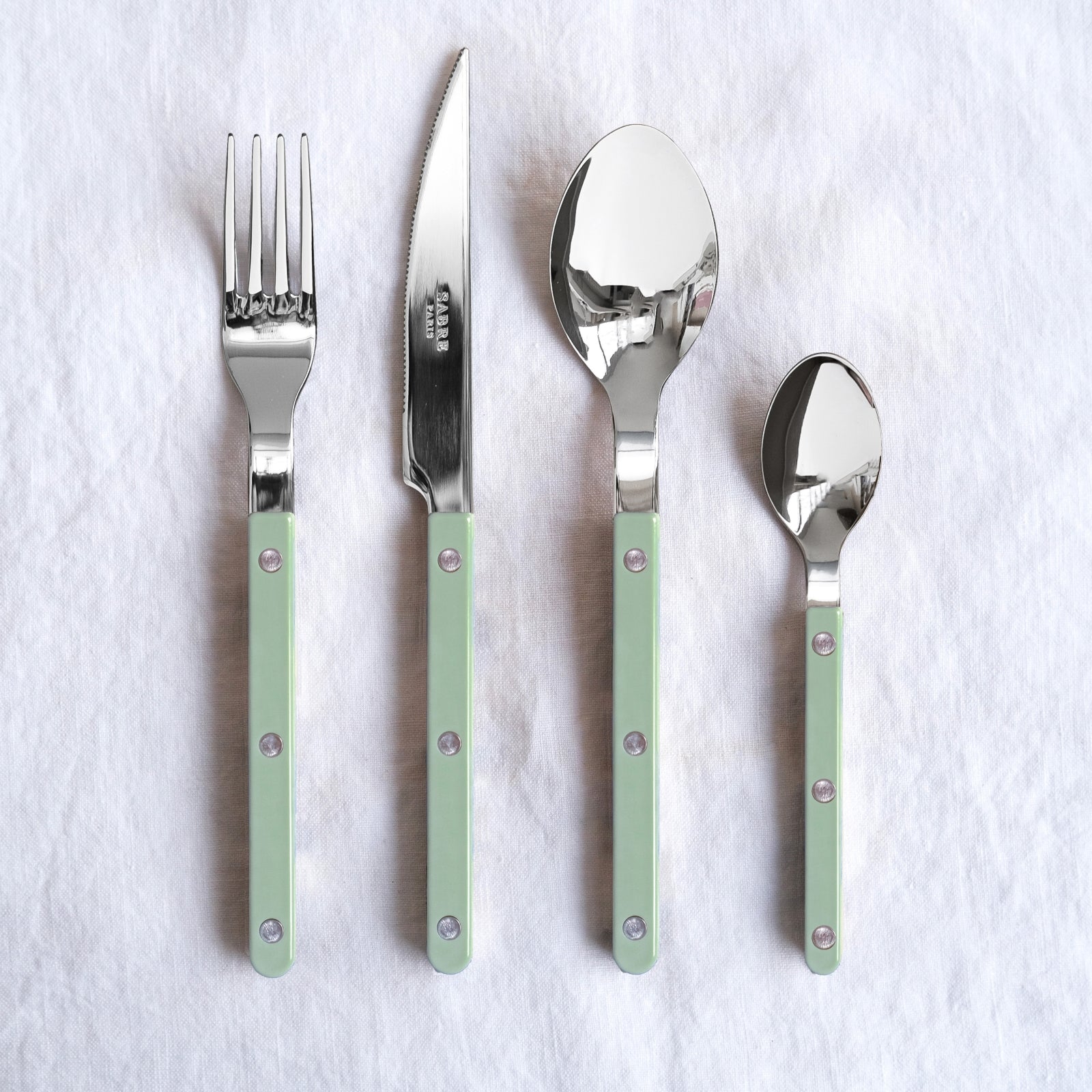 Bistrot Solid 4 Piece Cutlery Set in Asparagus