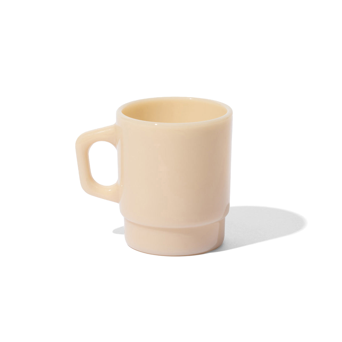 Basic Milk Glass in Latte
